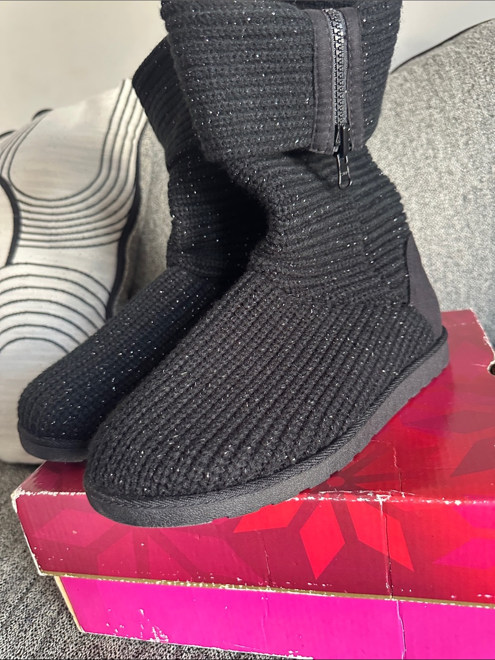 SO Black Sparkle Knit Zip Ankle Booties